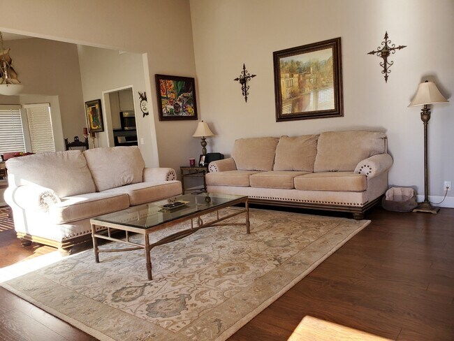 Common Area - 2199 Amorosa Gln