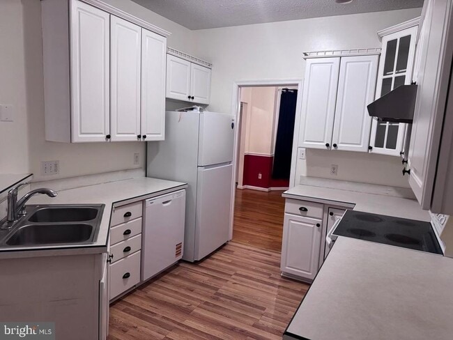 Foto del edificio - 2639 Middle Rd