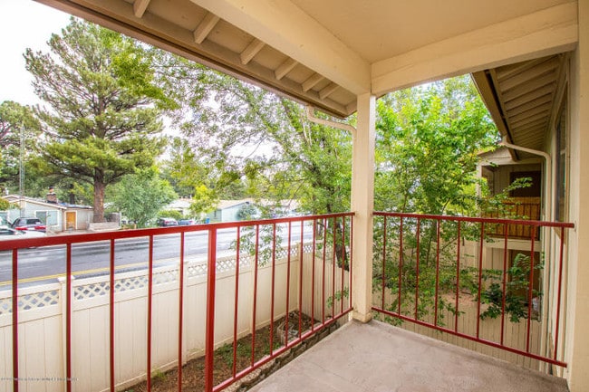 Building Photo - 2401 West St