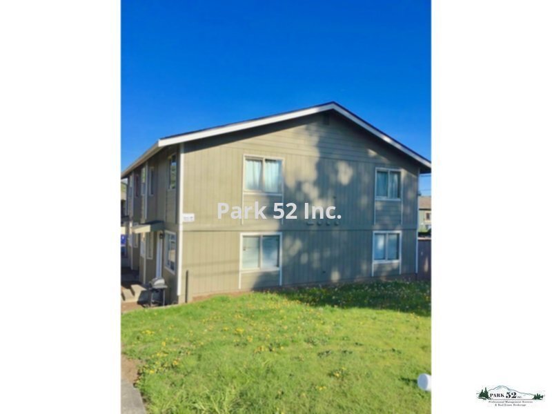 Primary Photo - 3329 S Asotin St