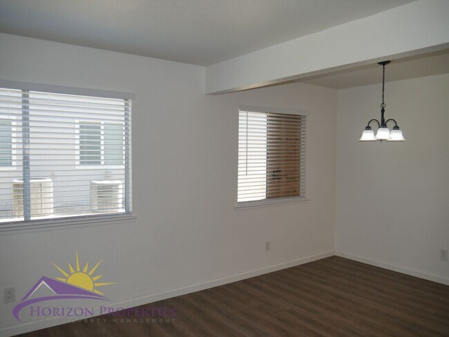 Building Photo - Cozy 2 Bed 1 Bath 840sqft Fourplex in Citr...