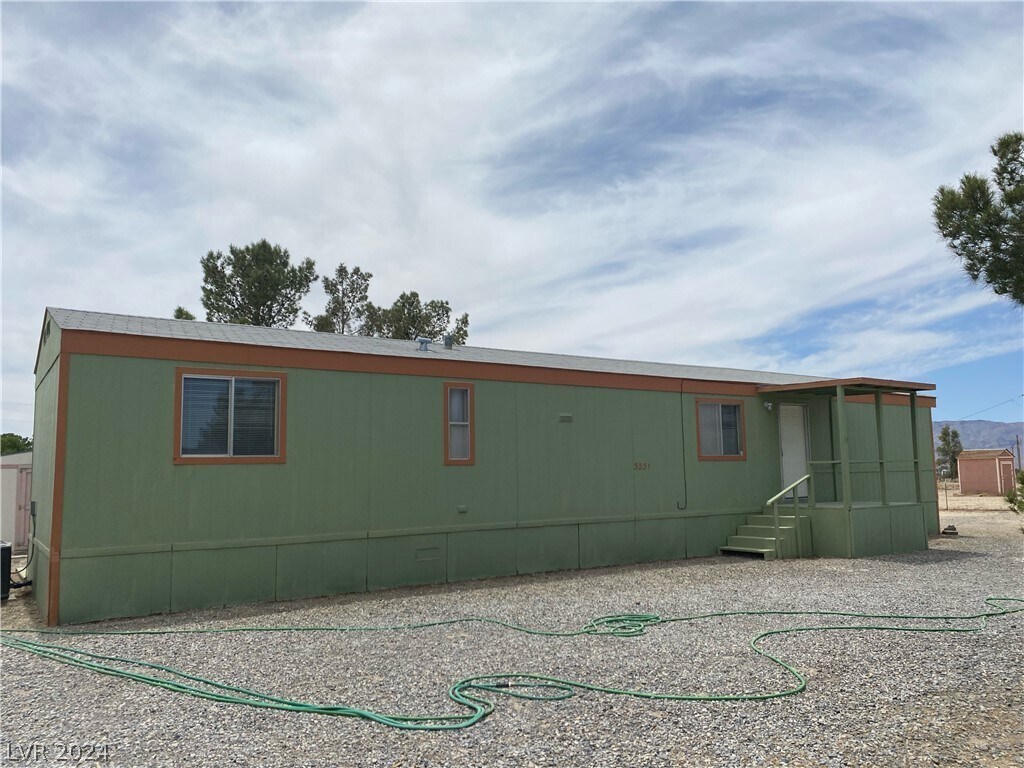 Primary Photo - 3231 McGraw Rd
