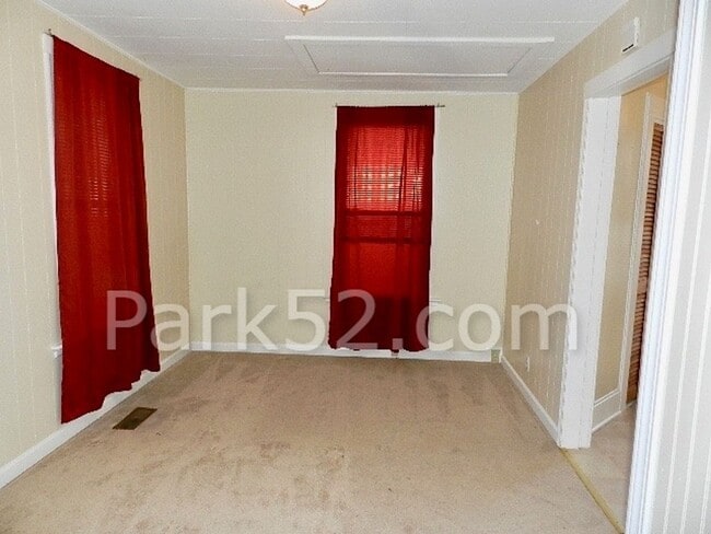 Building Photo - Tacoma Area Single Family cottage