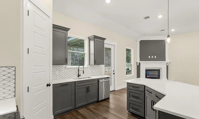 Building Photo - 4416 Austin Cir