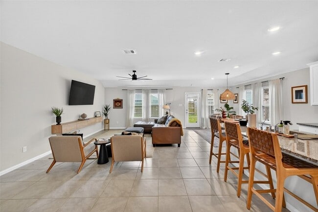 Building Photo - 10109 Waterwall Ln