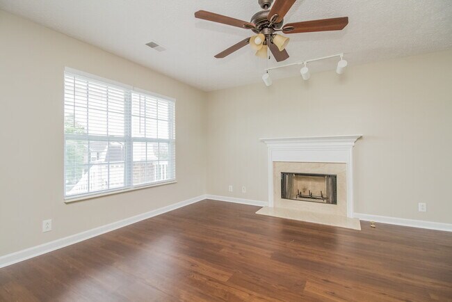 Foto del edificio - 804 Cainbrook Ct