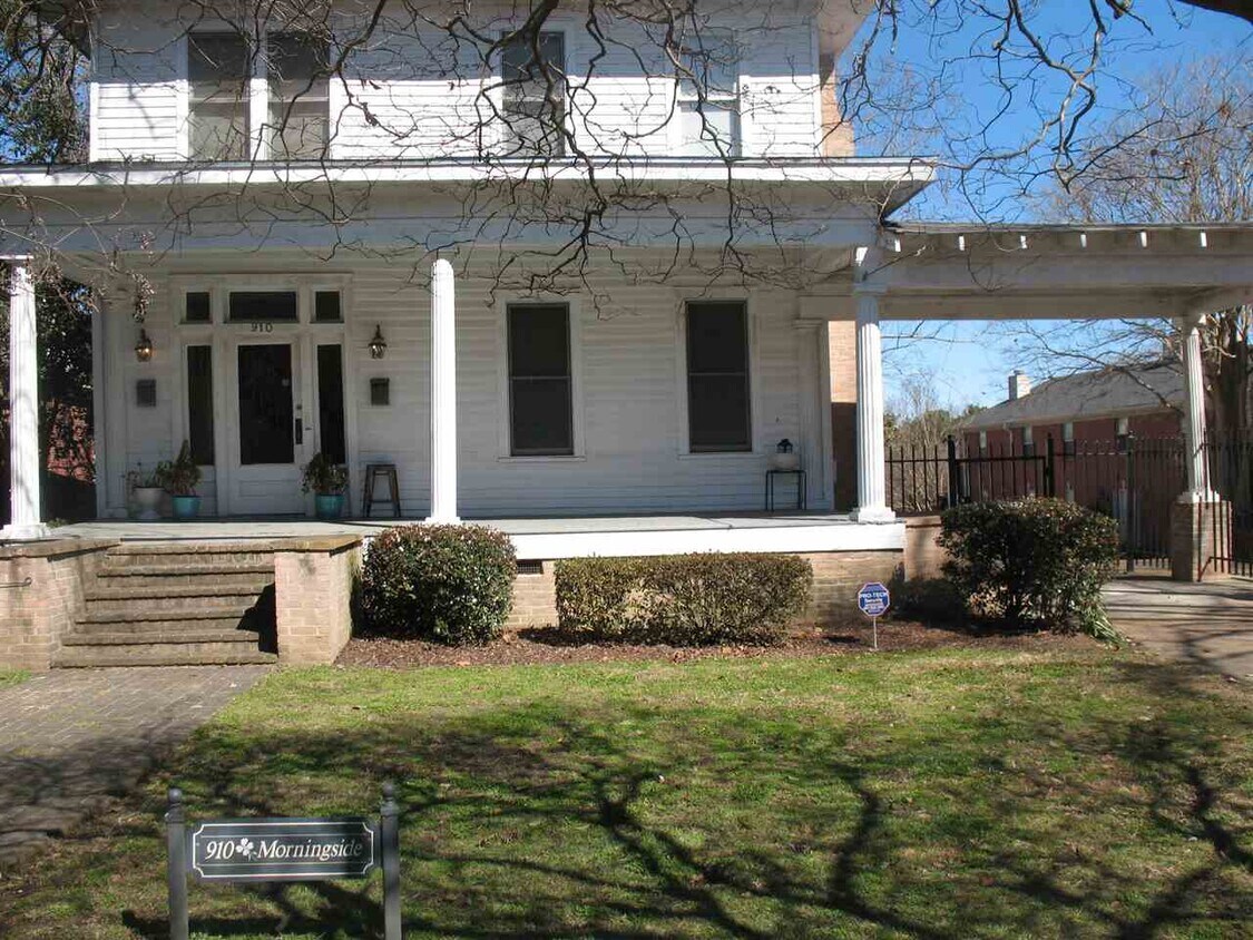910 Morningside St, Jackson, MS 39202 Townhome Rentals in Jackson MS