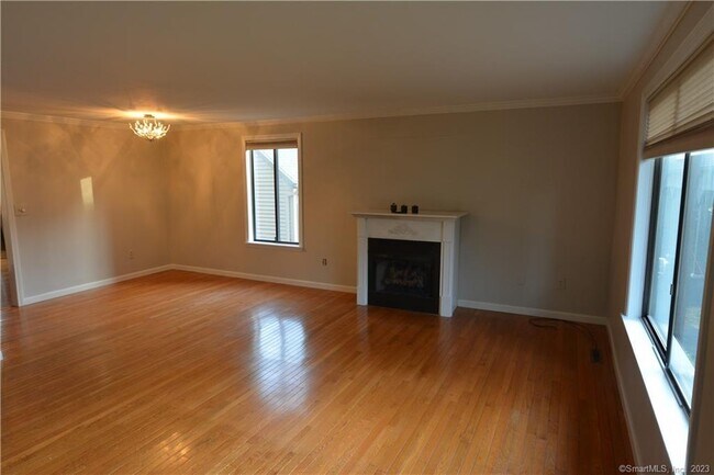 Foto del edificio - 12 Hitching Post Ln