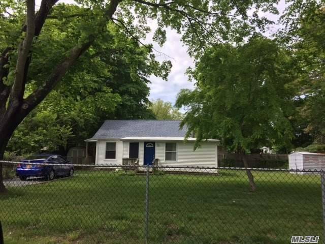 Primary Photo - 155 Dogwood Rd