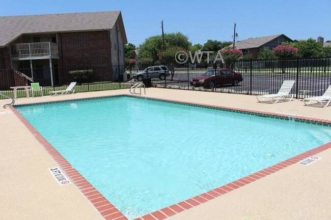 Building Photo - 2 bedroom in ROUND ROCK TX 78681
