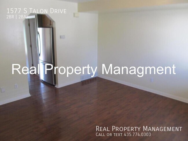 Building Photo - 1577 Talon Dr