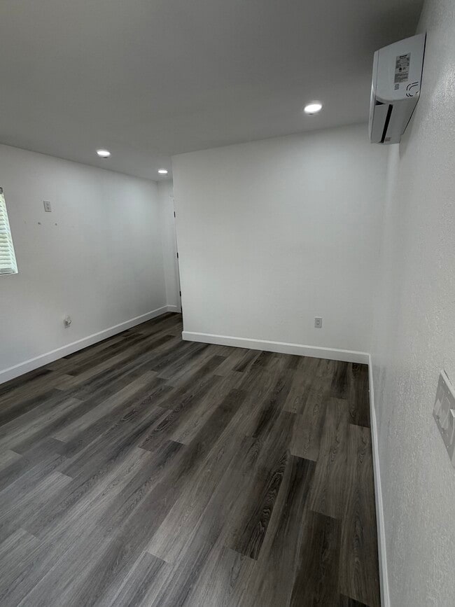 Photo - 1511 Grayson Apartment