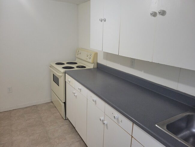 Building Photo - Nestled in the heart of historic Pictou