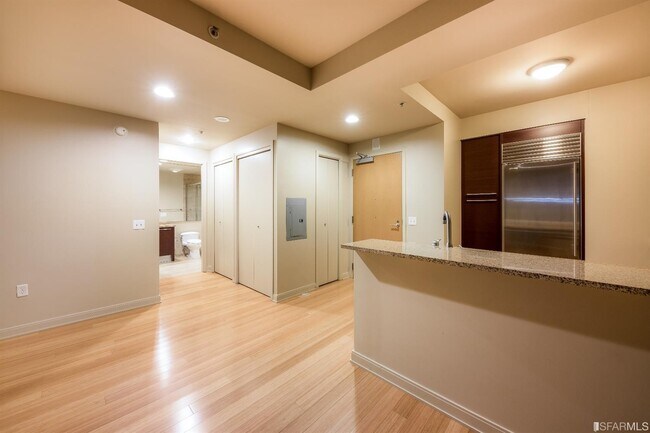 Foto del edificio - 425 1st St