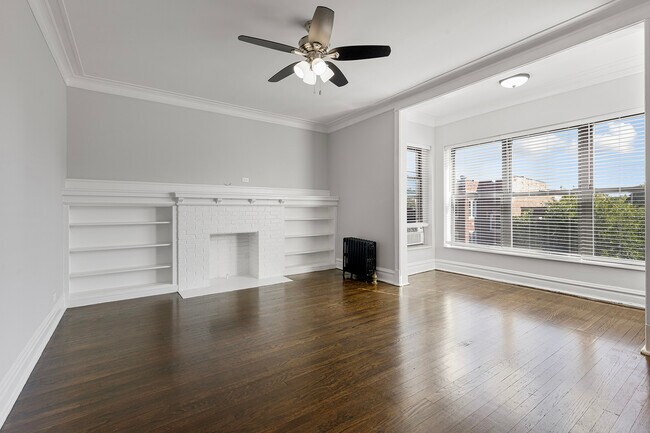 Foto del edificio - 3048 W Leland Ave