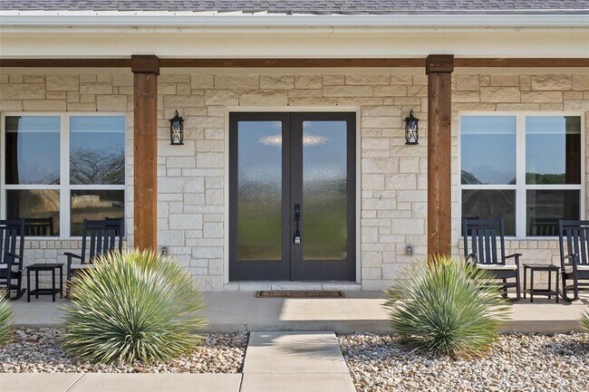 Building Photo - 200 Co Rd 246