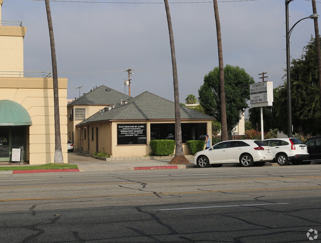 Building Photo - 1131 N Brand Blvd