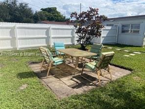 Photo - 7121 Taft St Apartment