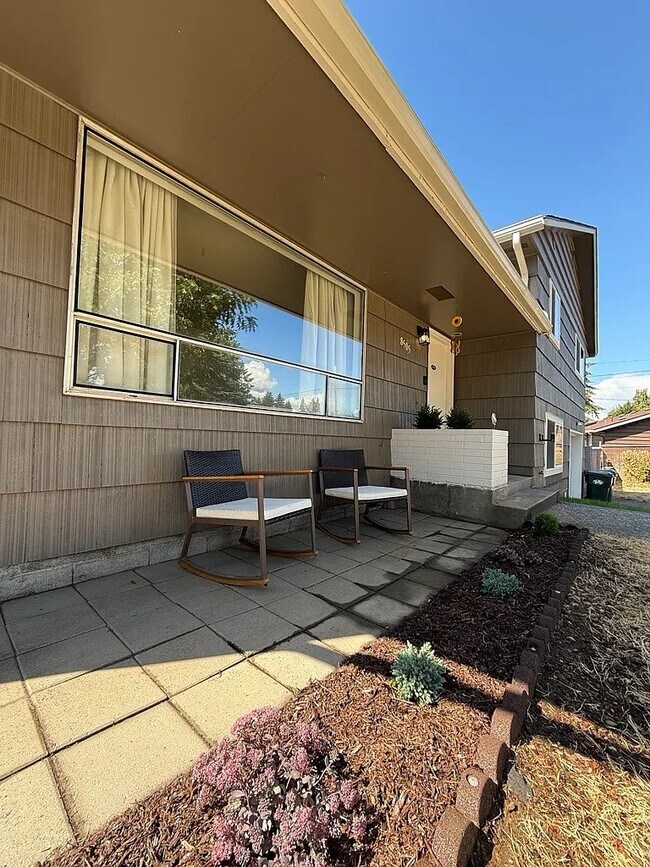 Building Photo - 8505 94th St SW