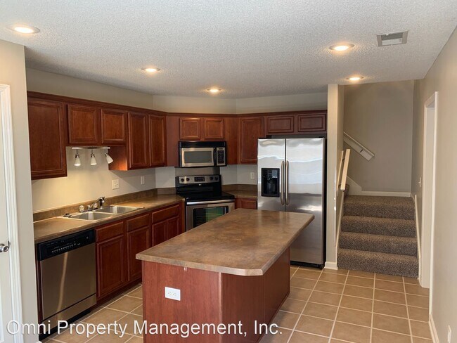 Building Photo - 3 br, 2.5 bath House - 2380 GARDENBROOK
