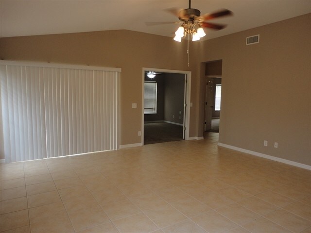 Building Photo - 11613 Mountain Bay Drive