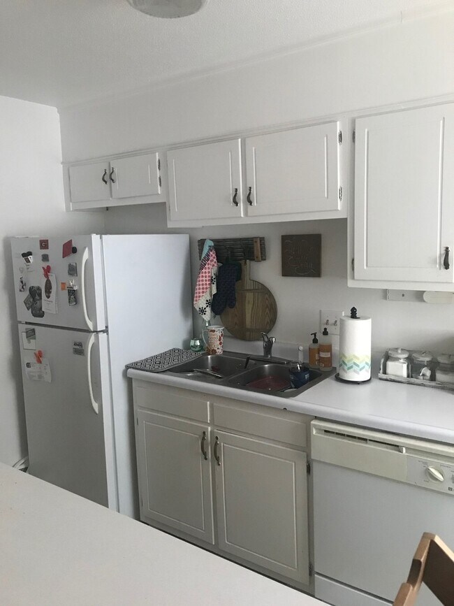 Foto del edificio - Williamsburg Townhomes