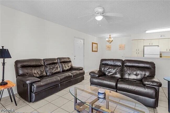 Building Photo - 13545 Eagle Ridge Dr