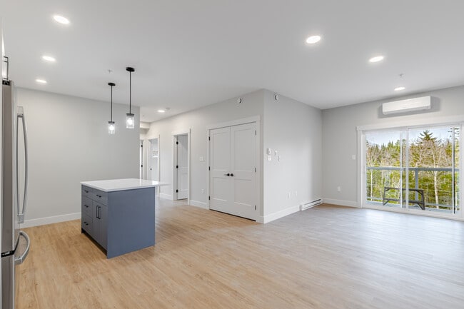 Building Photo - Apartment for Rent