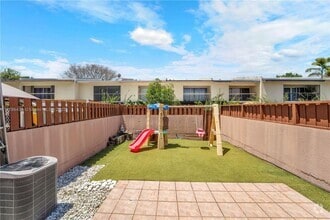 Building Photo - 14145 Kendale Lakes Cir