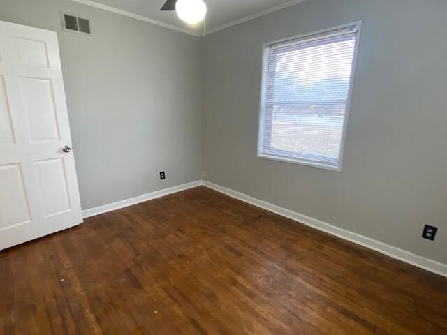 Foto del edificio - 1474 N Graham St