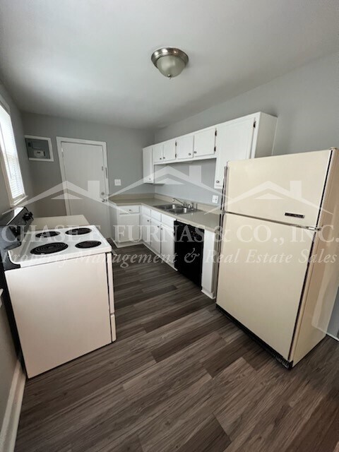 Building Photo - 273 Caulder Cir