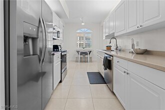 Building Photo - 800 L'Ambiance Cir