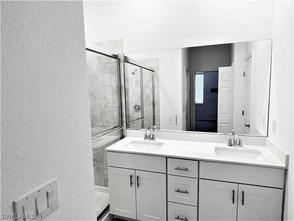 Foto del edificio - 2775 Blossom Wy