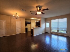 Building Photo - 203 Anne Louise Dr