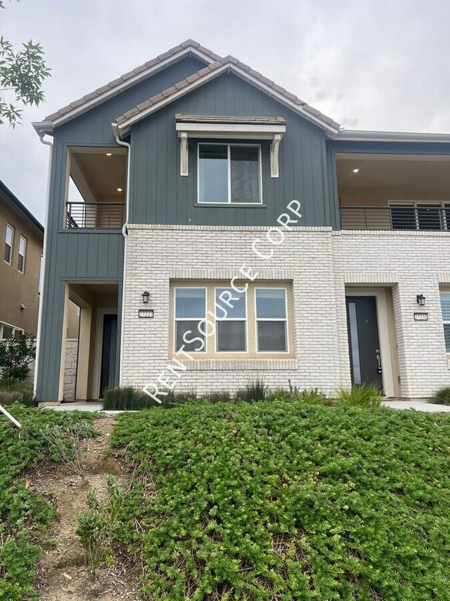 Building Photo - 27227 W Coyote Bush Ct