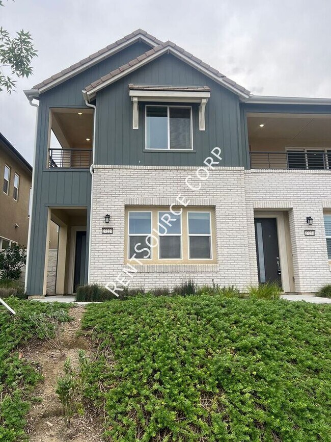 Foto del edificio - 27227 W Coyote Bush Ct