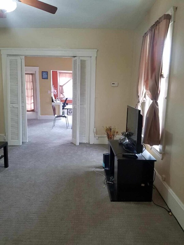 Foto principal - 2041 Murray Hill Rd