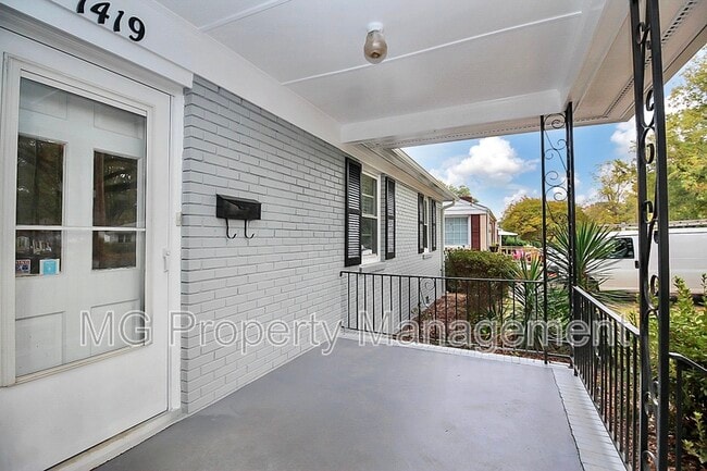 Building Photo - 1419 Herrin Ave