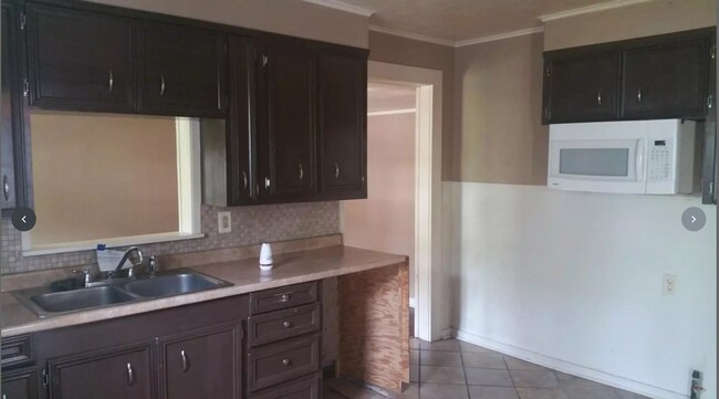 Foto del edificio - 3 bedroom home