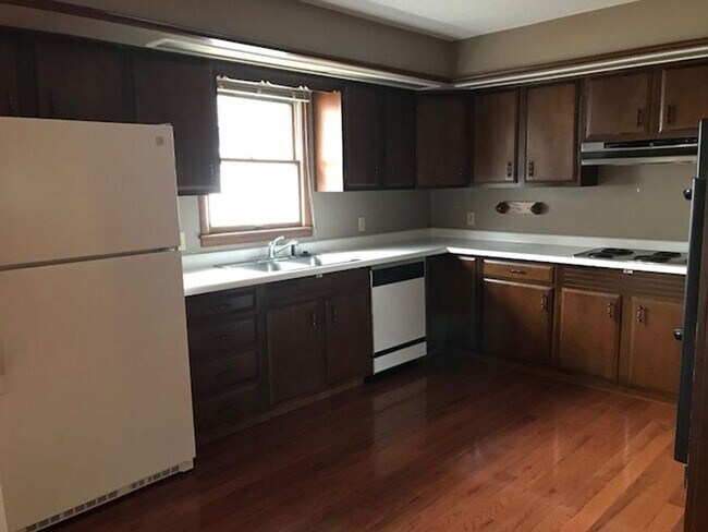Kitchen - 157 Hibbard St