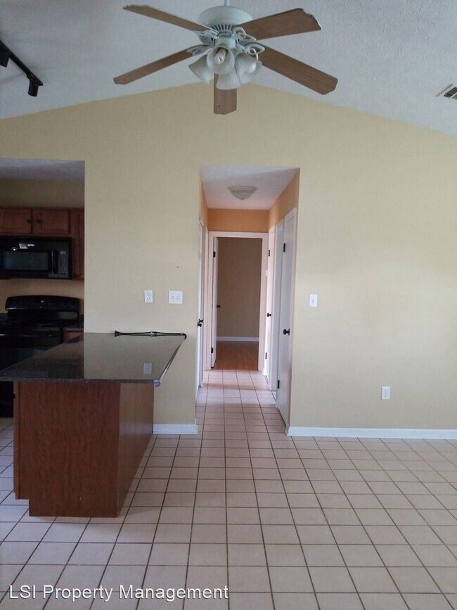 Foto del edificio - 3707 Mystic St
