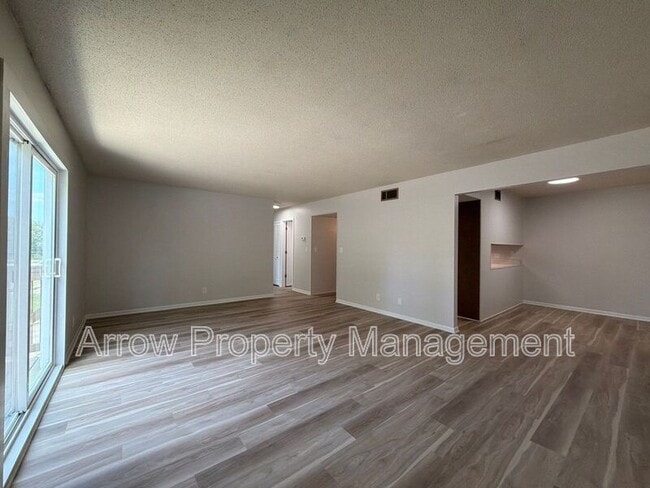 Foto del edificio - 515 N 13th St