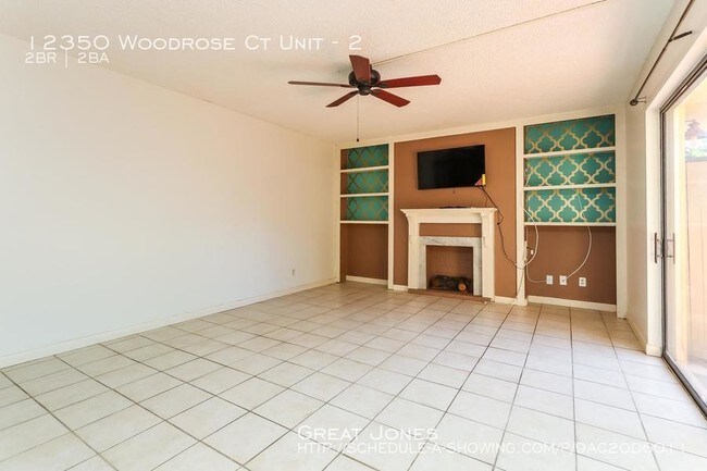 Foto del edificio - 12350 Woodrose Ct