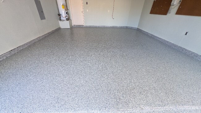 Foto del edificio - 921 Wintercreek Dr