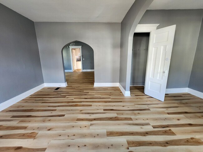Foto del edificio - Two Bedroom Single Family Home!