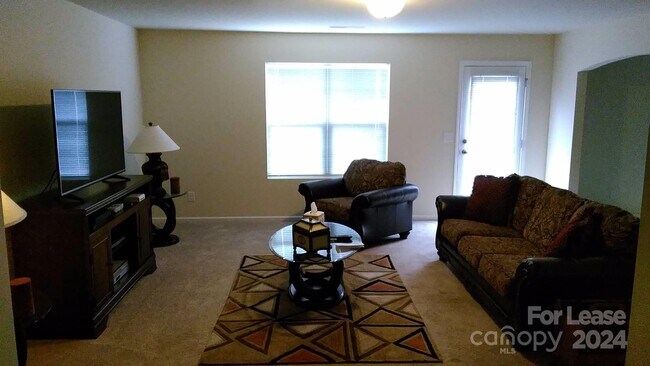 Foto del edificio - 11312 Deer Chase Ln
