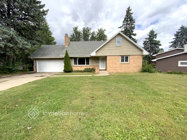 Building Photo - 5050 Mulcare Dr