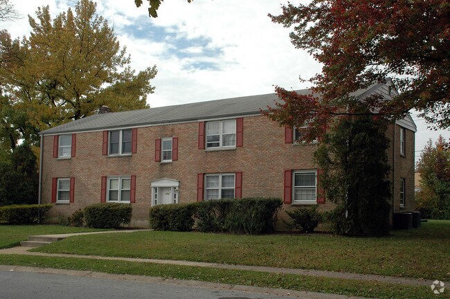 Foto del edificio - Fairfax Apartments