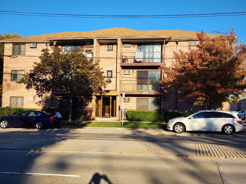 8759 W Summerdale Ave Unit 2B, Chicago, IL 60656 Condo for Rent in