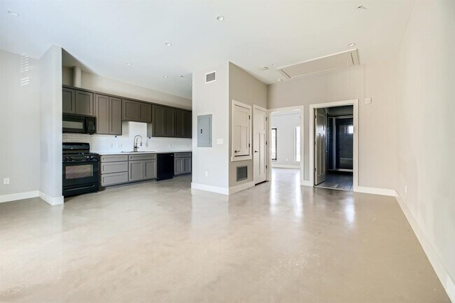 Foto del edificio - 3523 Gonzales St